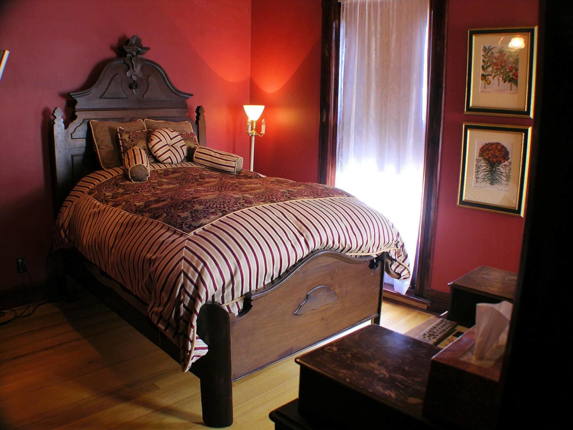 Bed and Breakfast Whiskey Mansion Saint Joseph Zimmer foto